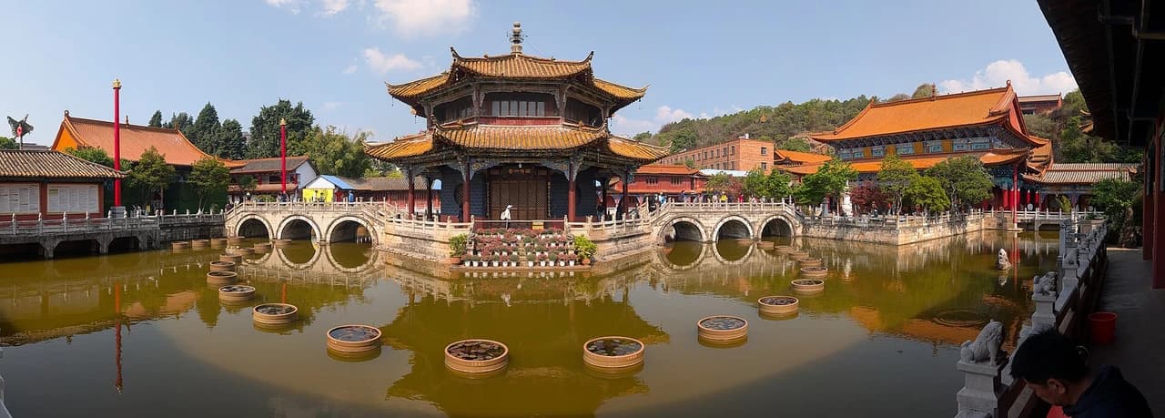 Yuantong Temple · 圆通寺