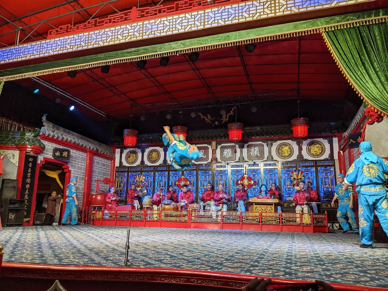 Sichuan Opera at Shufeng Yayun · 蜀风雅韵