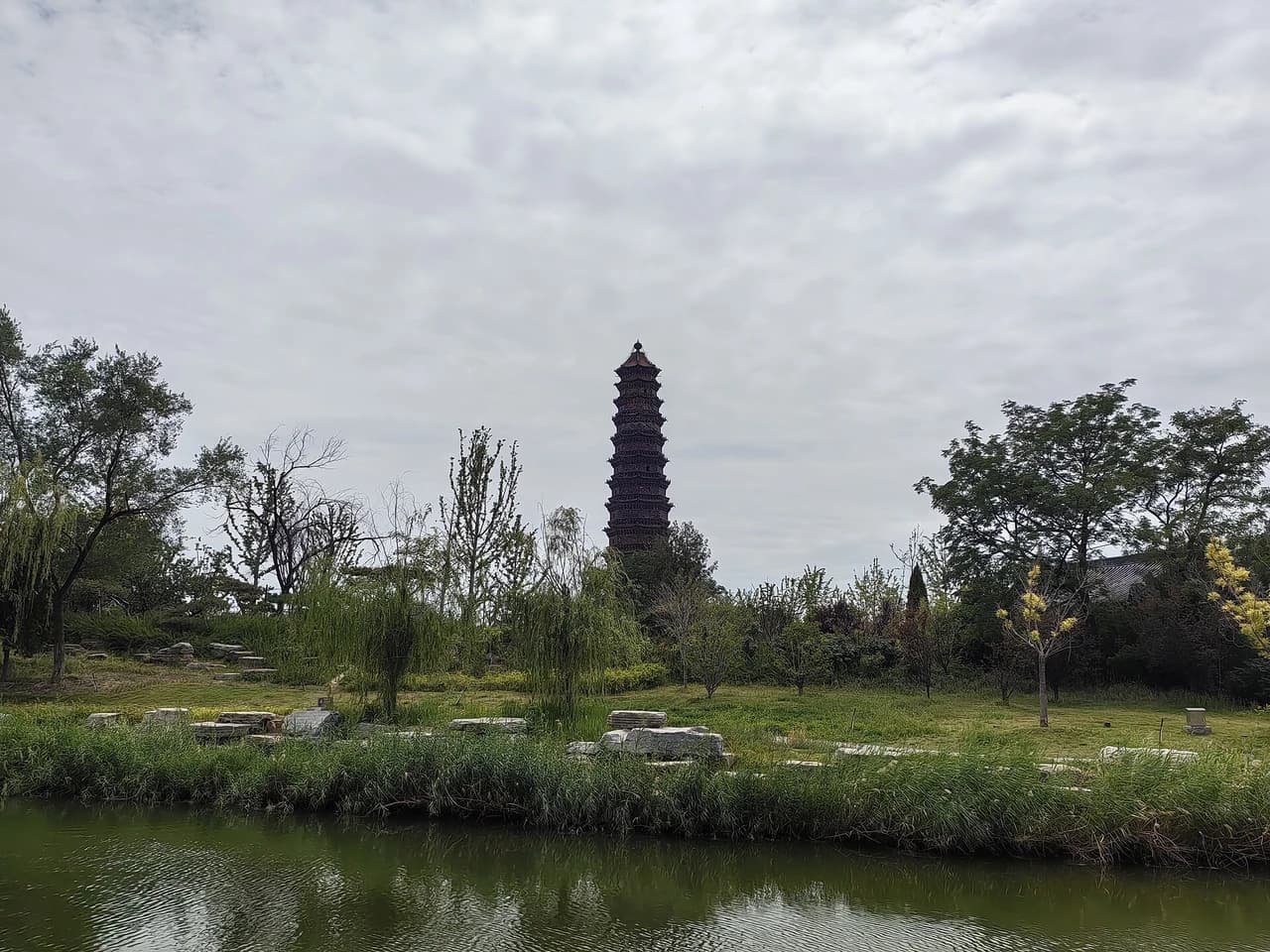 Iron Pagoda · 铁塔
