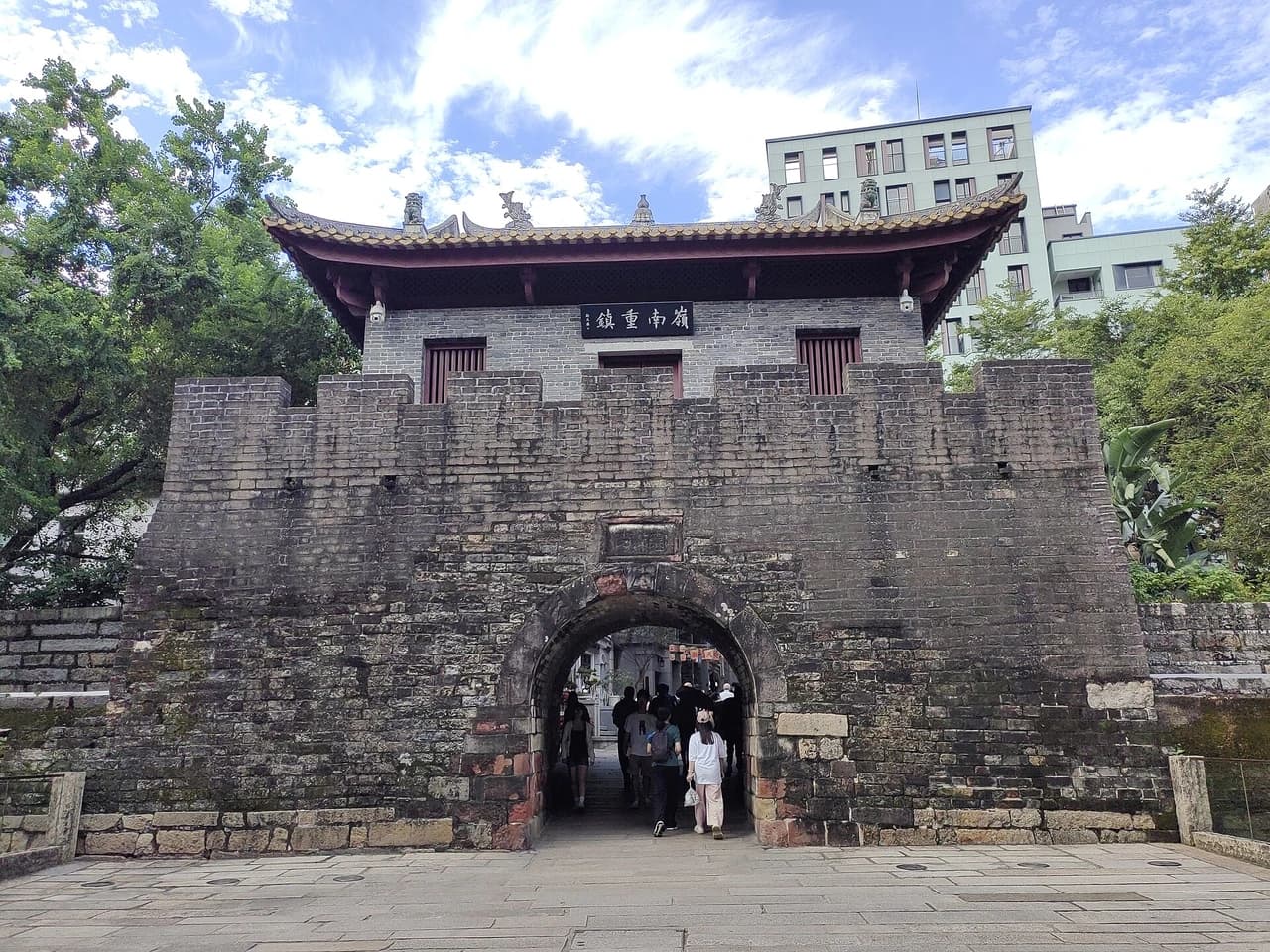 The south gate of Nantou, the Ming-dynasty seat of Xin'an county