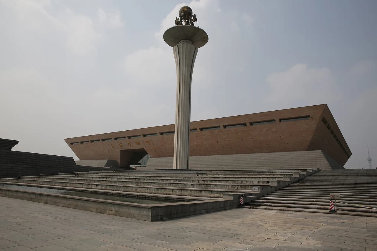 Luoyang Museum · 洛阳博物馆
