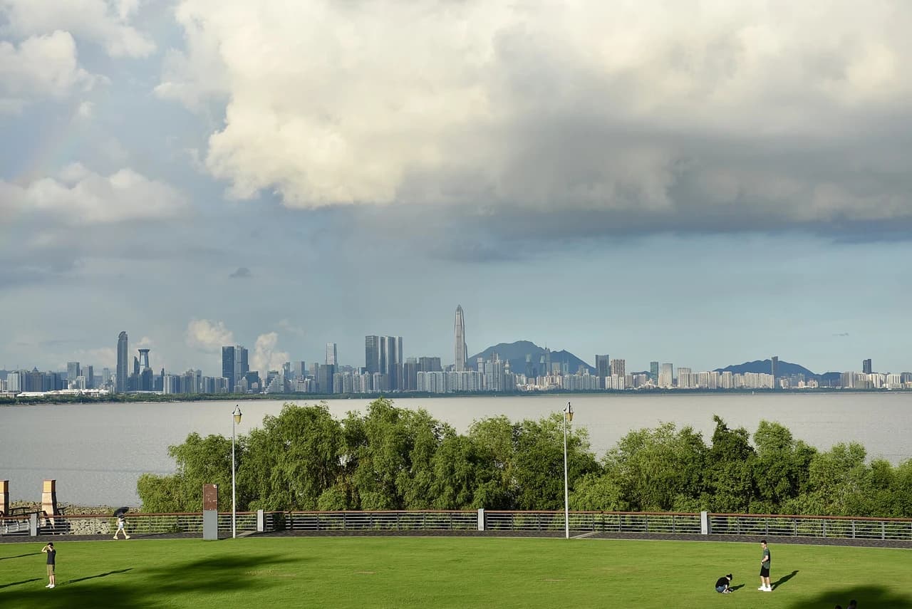 Looking towards Ping'an Finance Centre from the park
