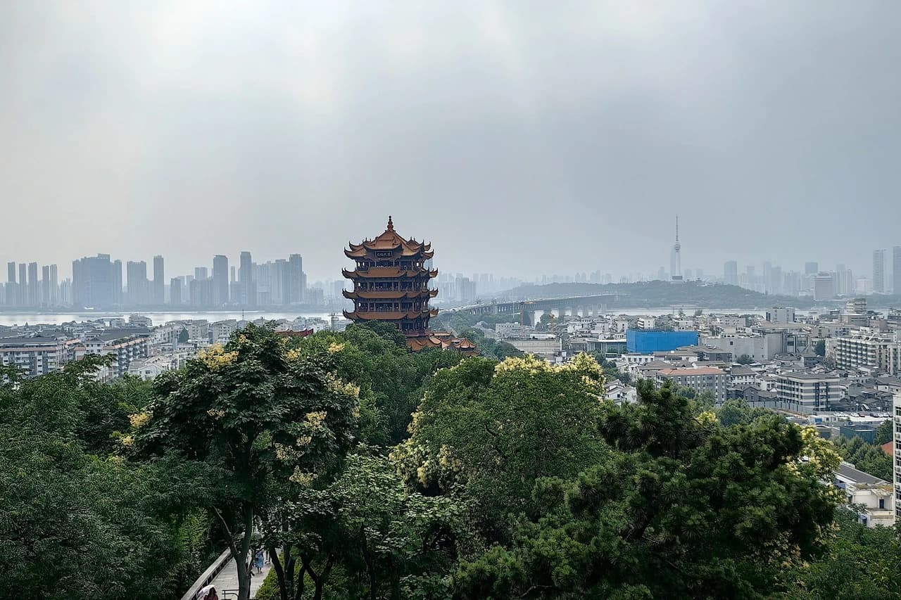 Yellow Crane Tower · 黄鹤楼