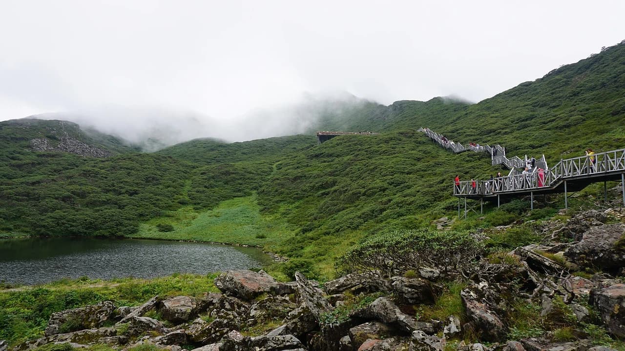 Cangshan Mountain · 苍山