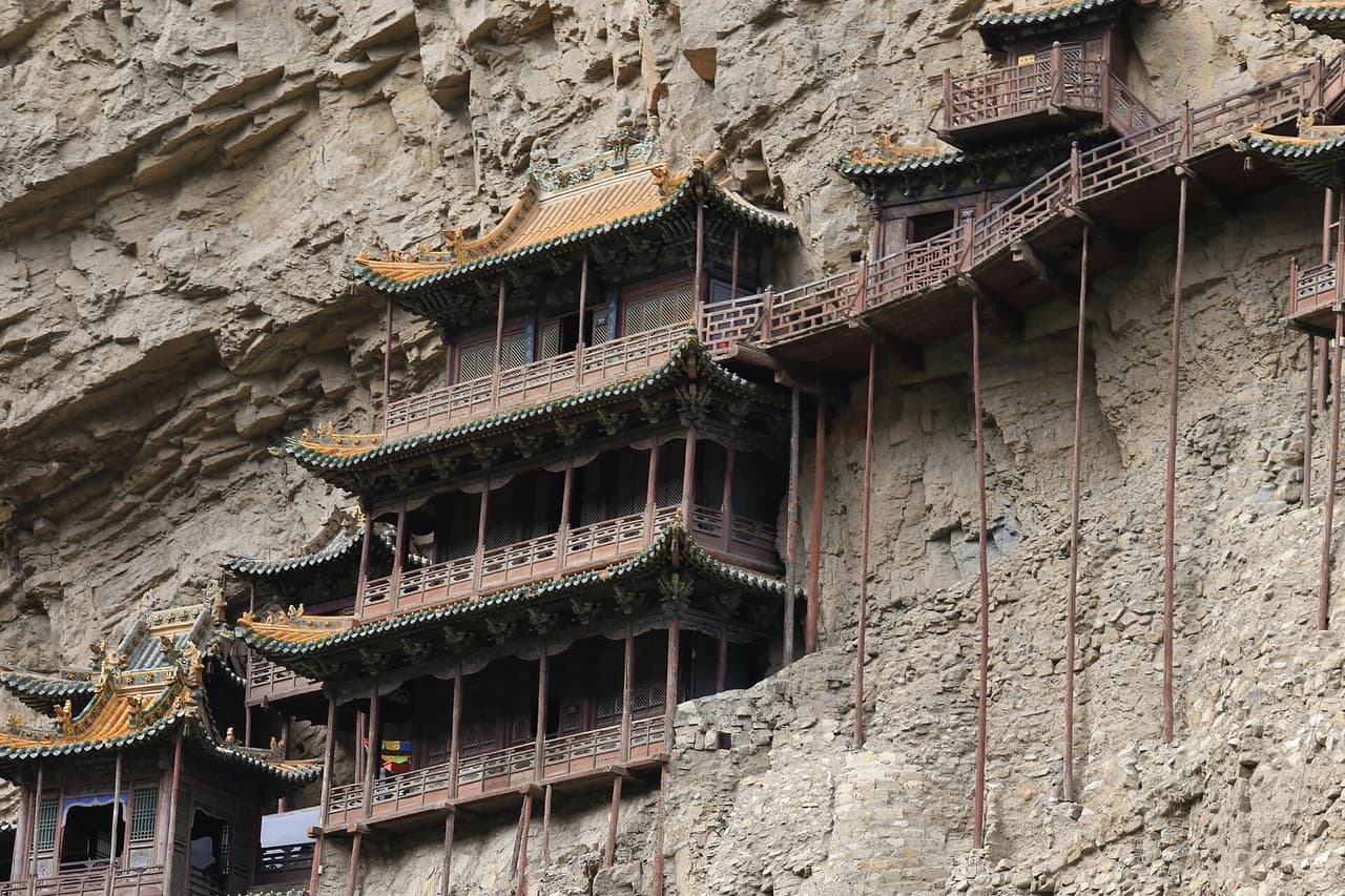 Hanging Temple · 悬空寺