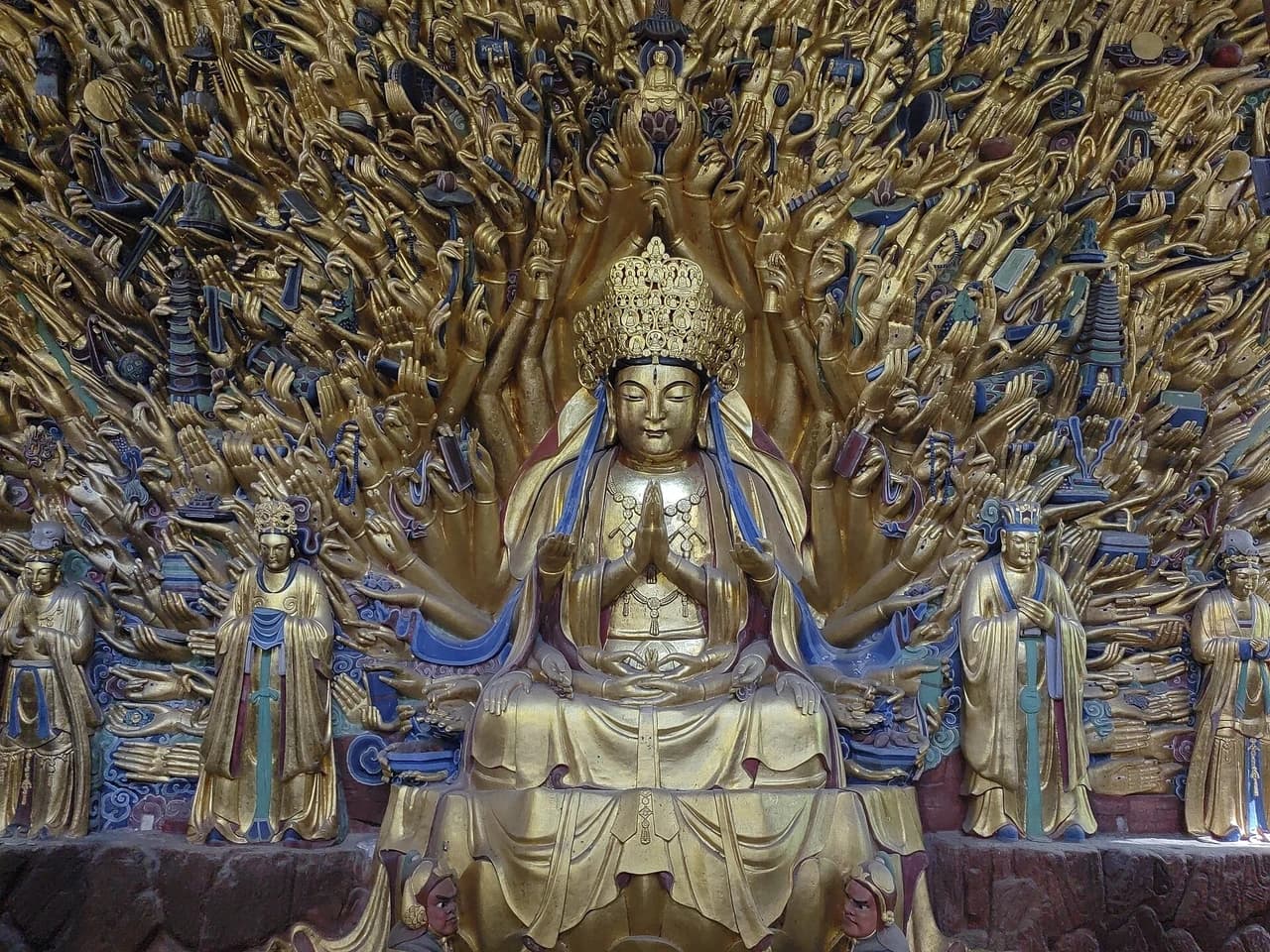 Dazu Rock Carvings · 大足石刻
